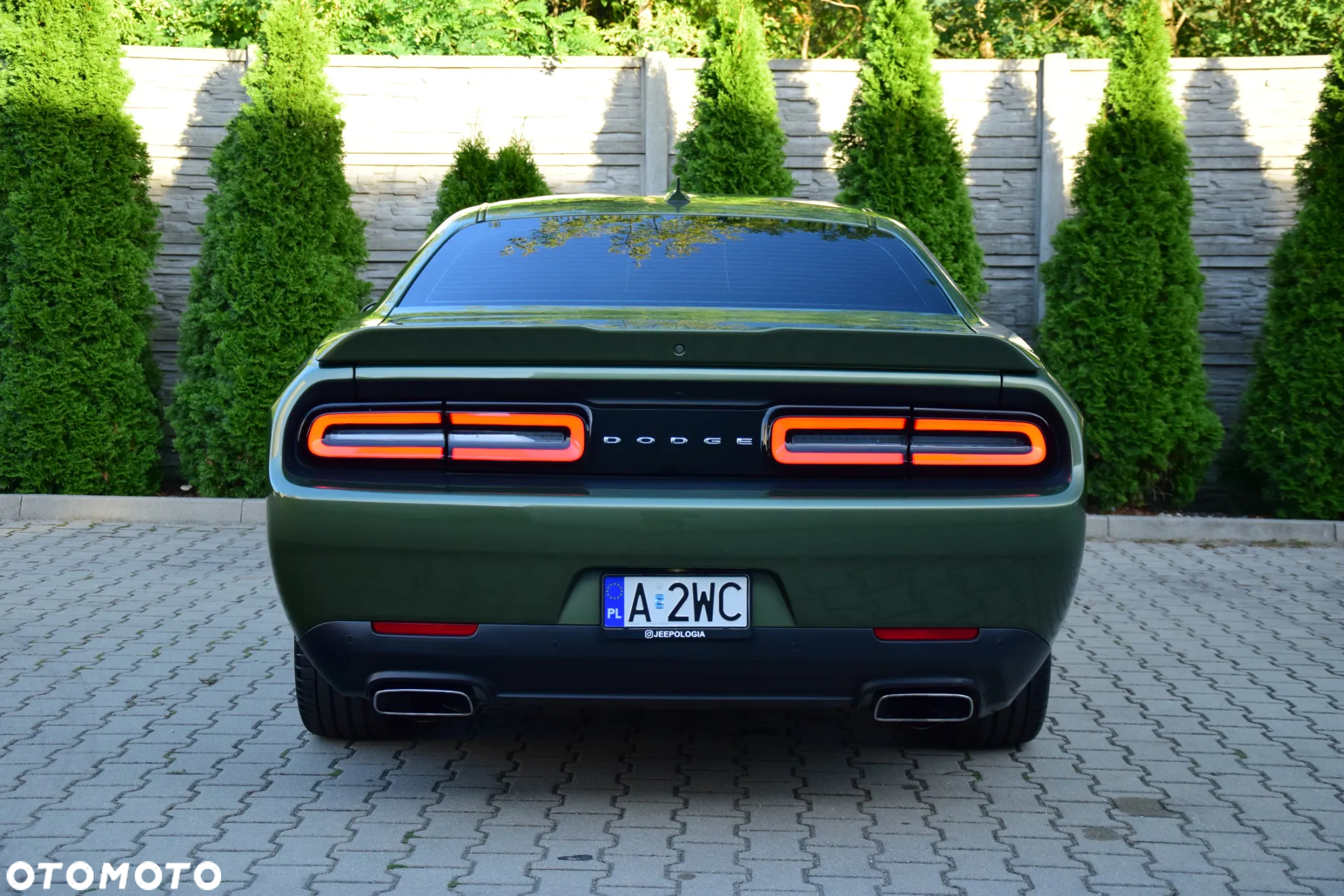 Dodge Challenger 5.7 R/T - 12