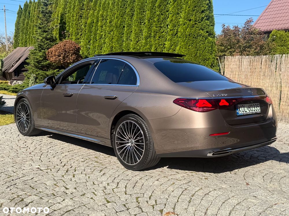 Mercedes-Benz Klasa E - 24