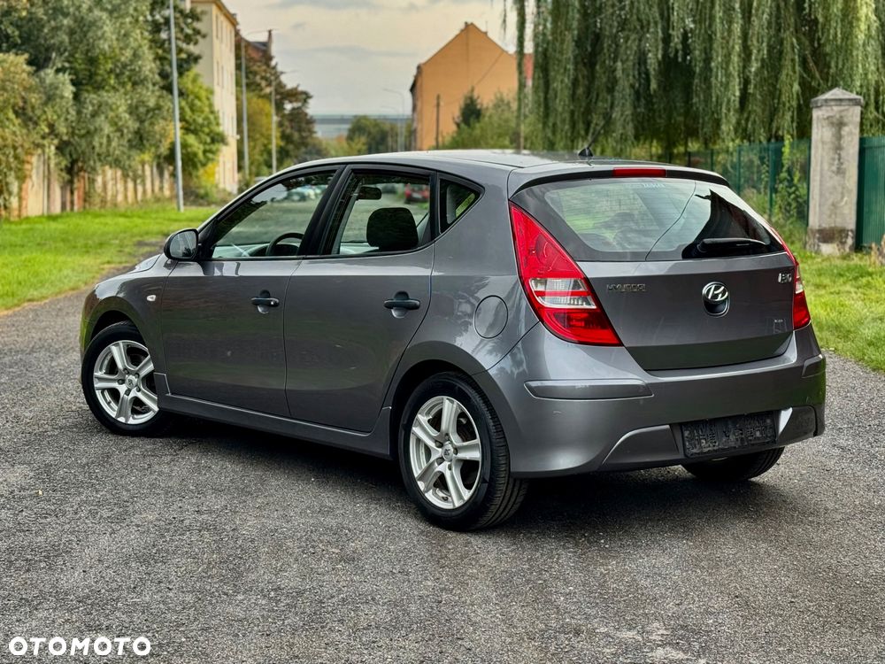 Hyundai i30 1.4 Classic - 3