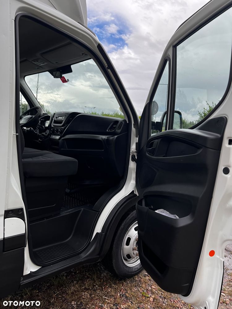Iveco 35c14 Kontener+Winda - 11