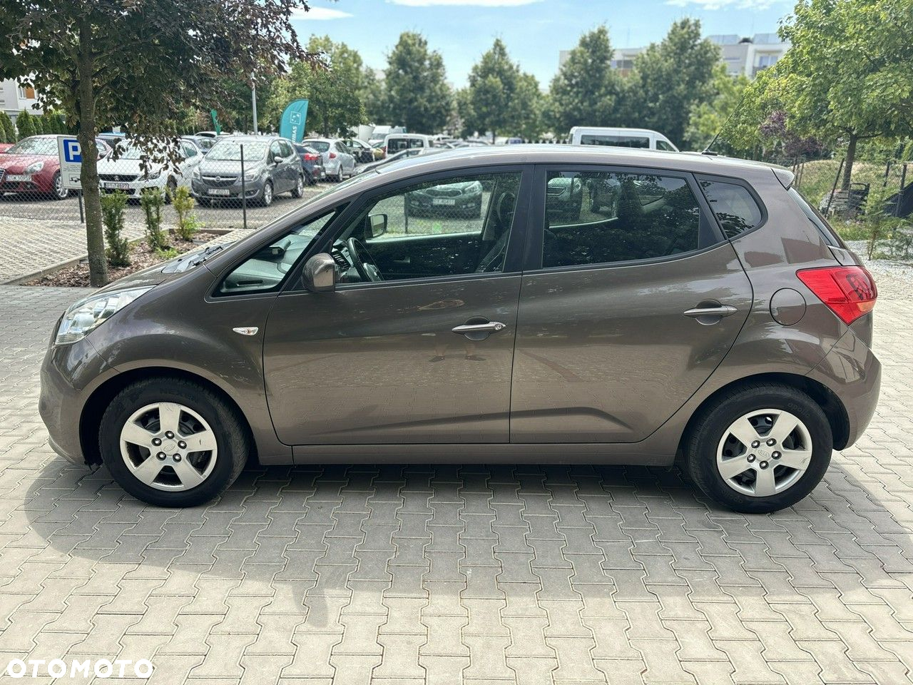 Kia Venga - 4
