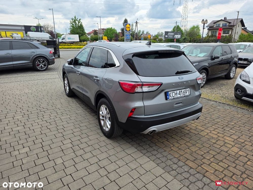 Ford Kuga - 8