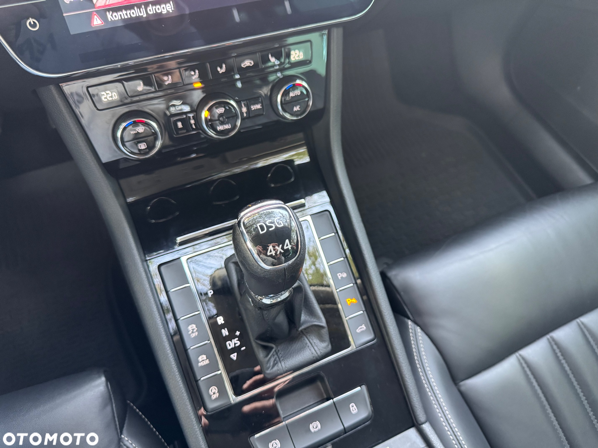 Skoda Superb 2.0 TDI 4x4 DSG L&K - 15
