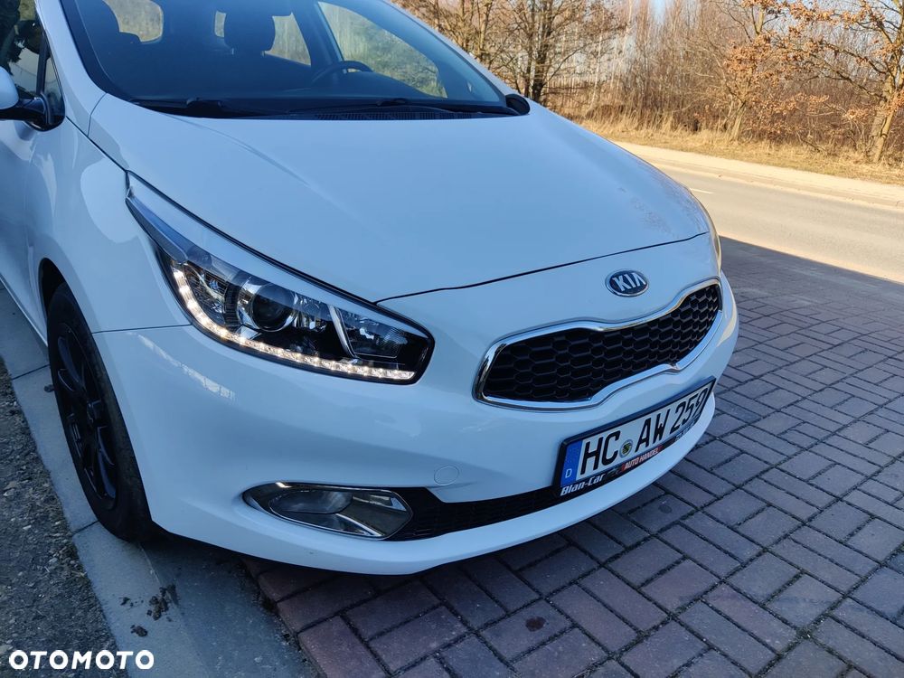 Kia Ceed 1.4 CRDi 90 Vision - 10