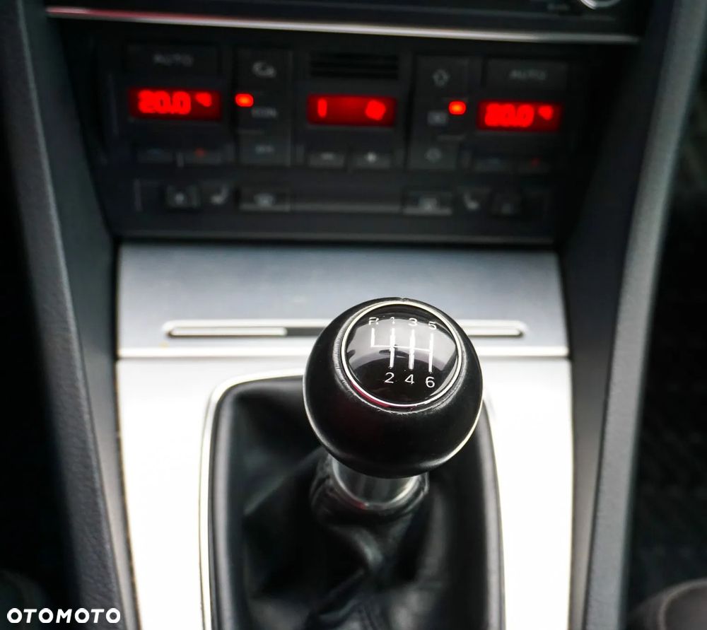 Audi A4 Avant 1.8T Quattro - 23