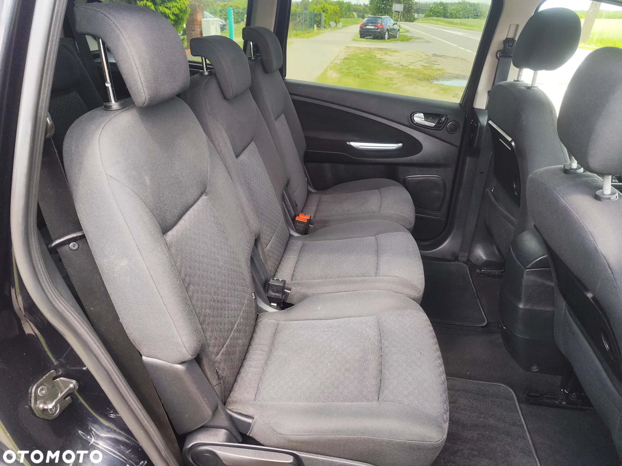Ford Galaxy 2.0 TDCi Ghia - 31