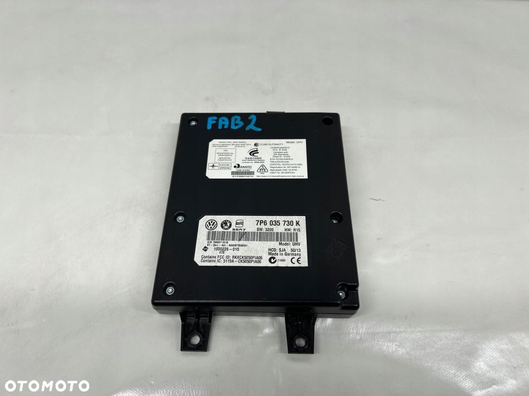 Fabia II moduł bluetooth 7P6035730K - 1