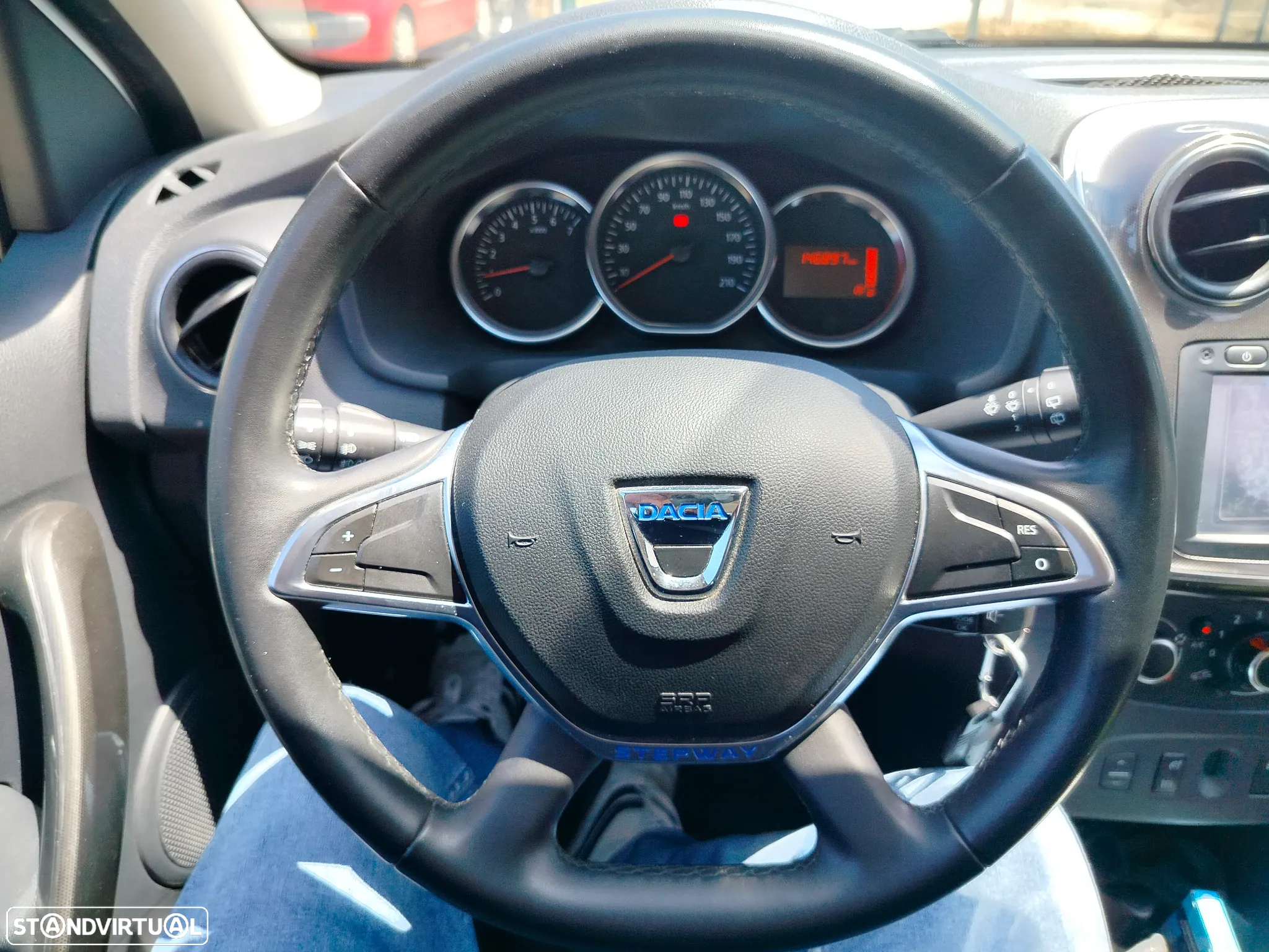 Dacia Sandero 1.5 dCi Stepway - 12