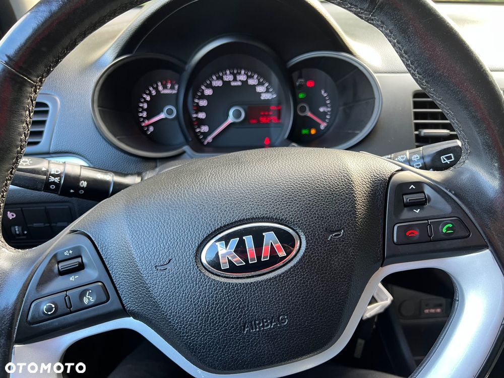 Kia Picanto 1.0 Dream Team Edition - 18