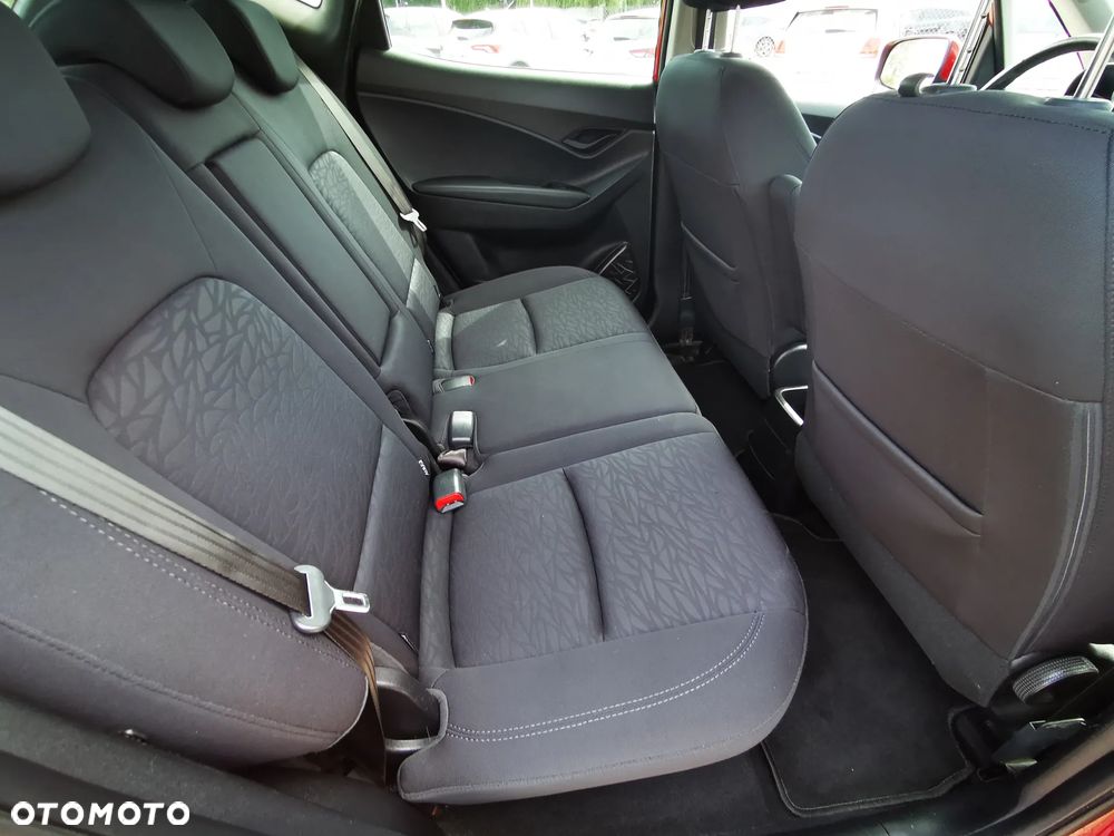Hyundai ix20 1.6 blue Comfort - 14