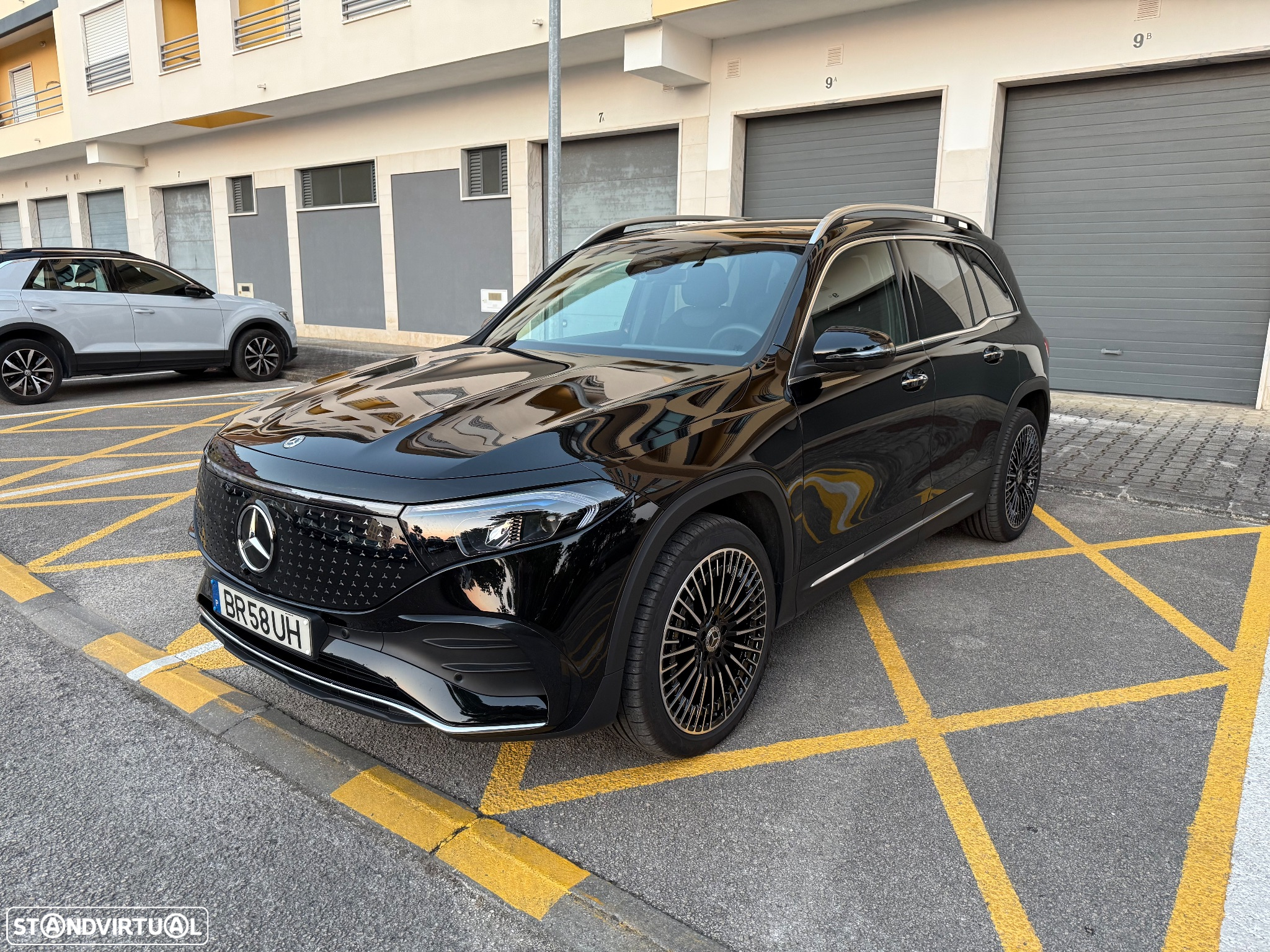Mercedes-Benz EQB 250 AMG Line - 32