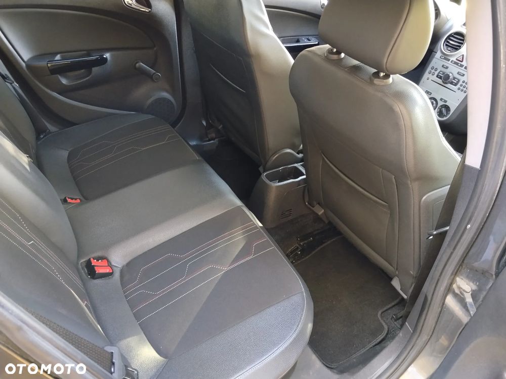 Opel Corsa 1.4 16V Color Edition - 14