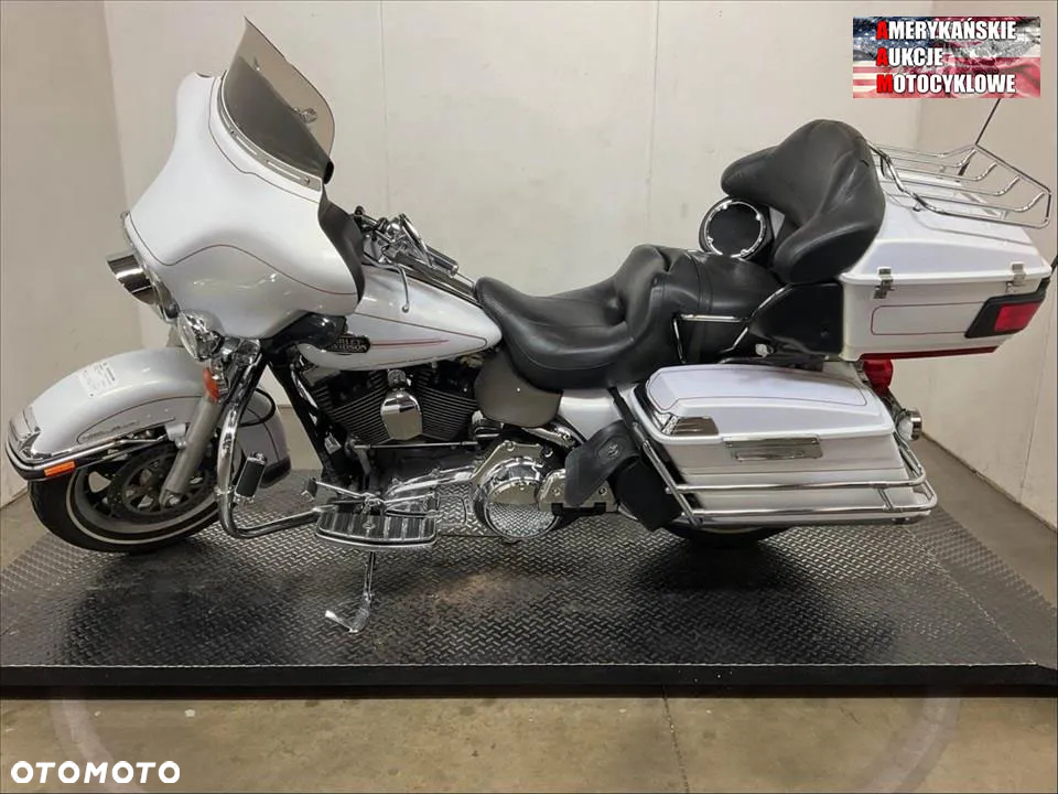 Harley-Davidson FLHTCU Ultra - 22