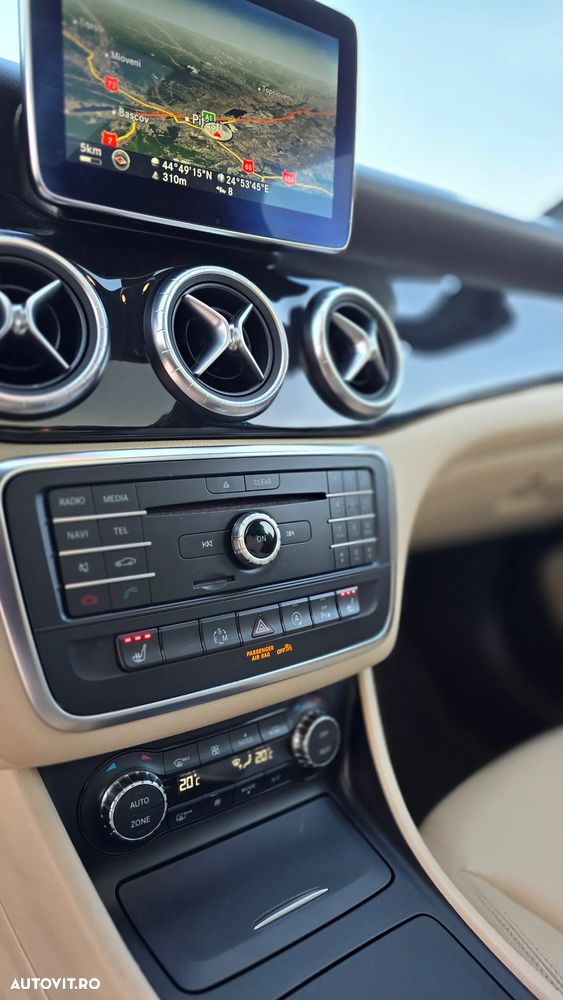Mercedes-Benz CLA 250 4MATIC Aut. - 17