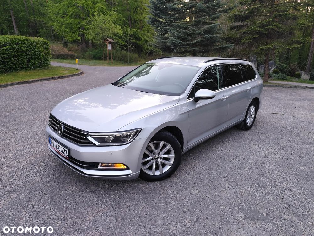 Volkswagen Passat 2.0 TDI (BlueMotion Technology) DSG Comfortline - 38