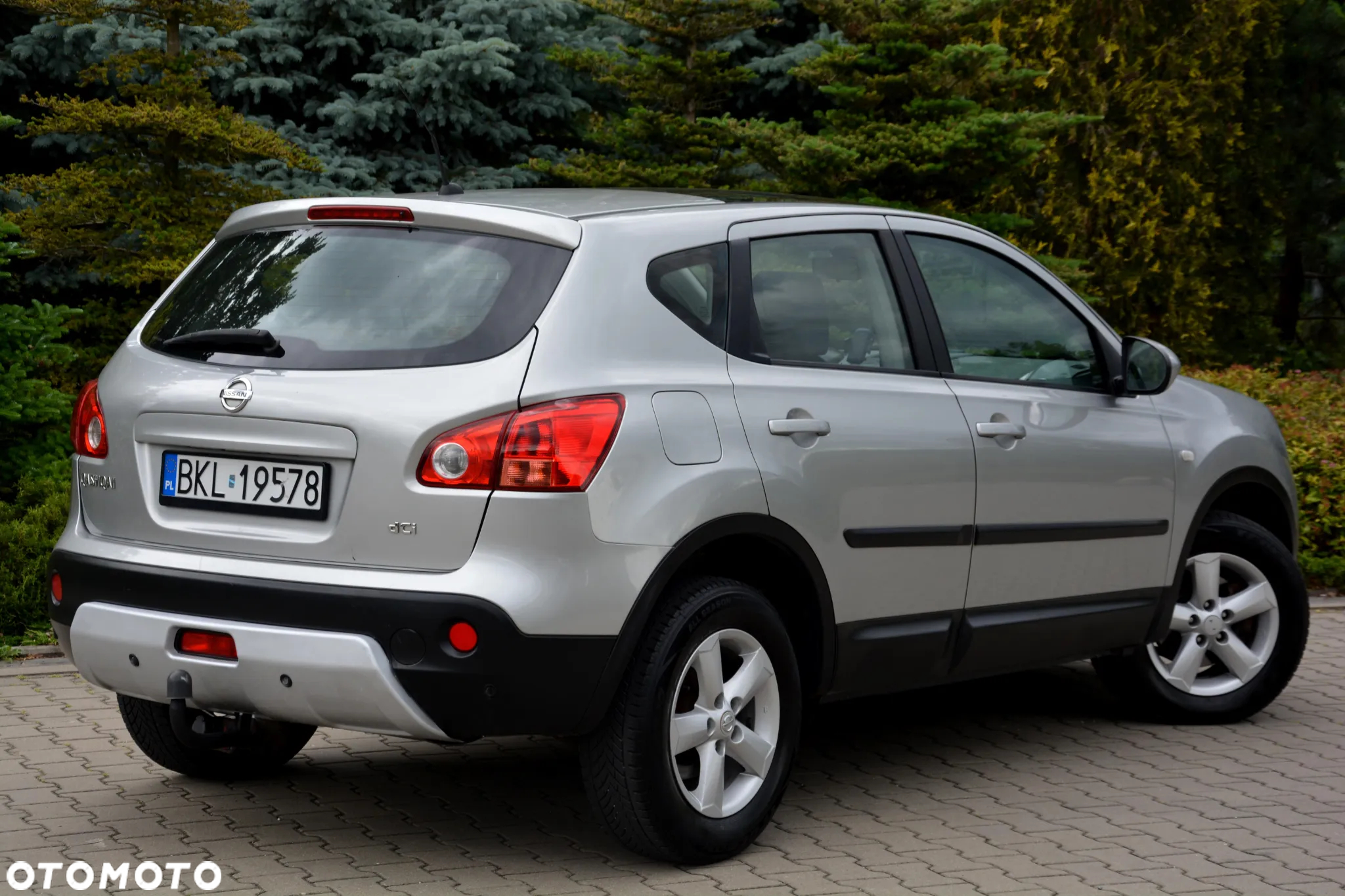 Nissan Qashqai 2.0 dCi Lounge - 18