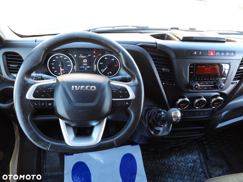 Iveco DAILY 50C17 PLANDEKA 10 PALET TEMPOMAT BLIŹNIACZE KOŁA KLIMATYZACJA  180KM - 30