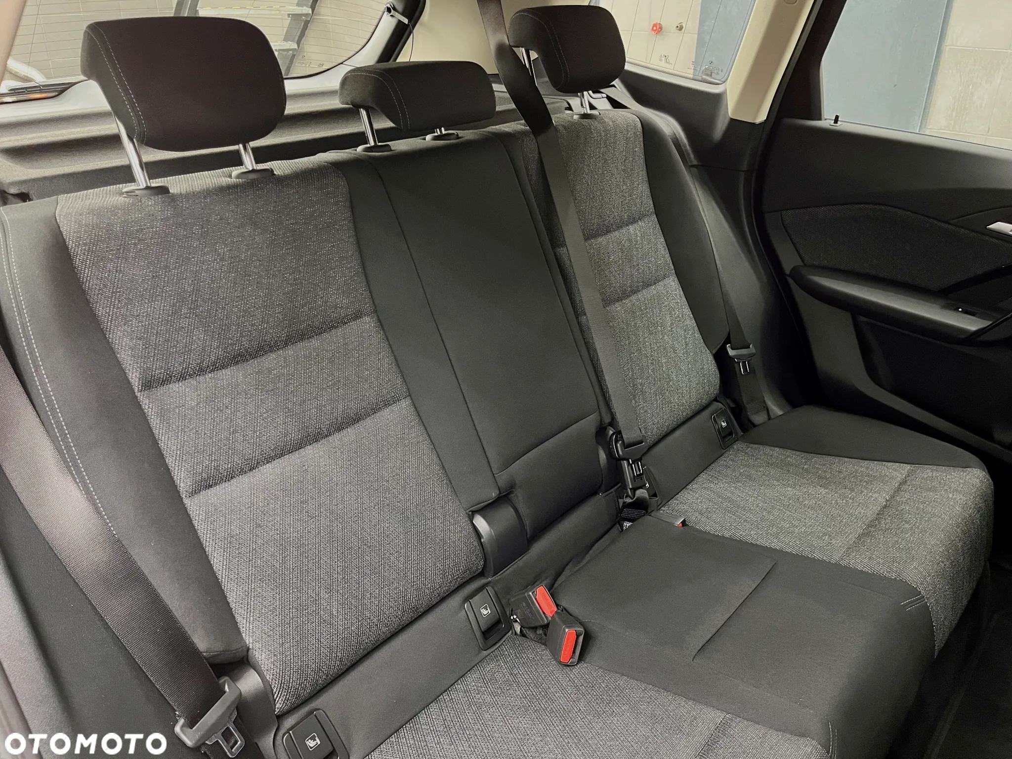 BMW iX1 xDrive30 66.5kWh - 8