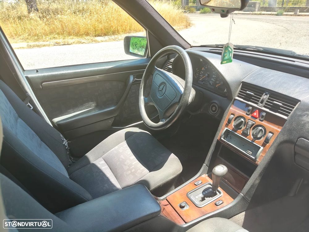 Mercedes-Benz C 250 - 14
