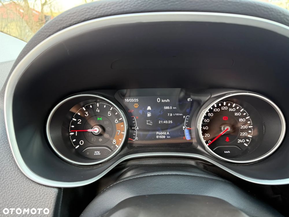 Jeep Compass - 16