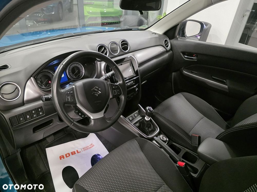 Suzuki Vitara 1.4 Boosterjet mHEV Premium Plus 4WD - 16