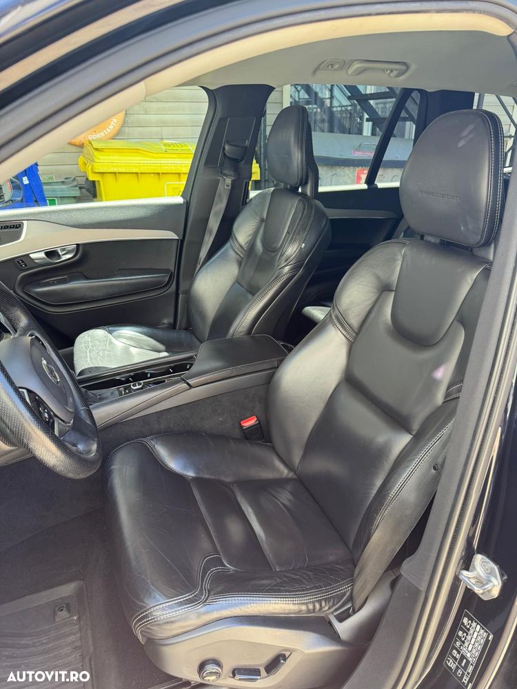 Volvo XC 90 - 8