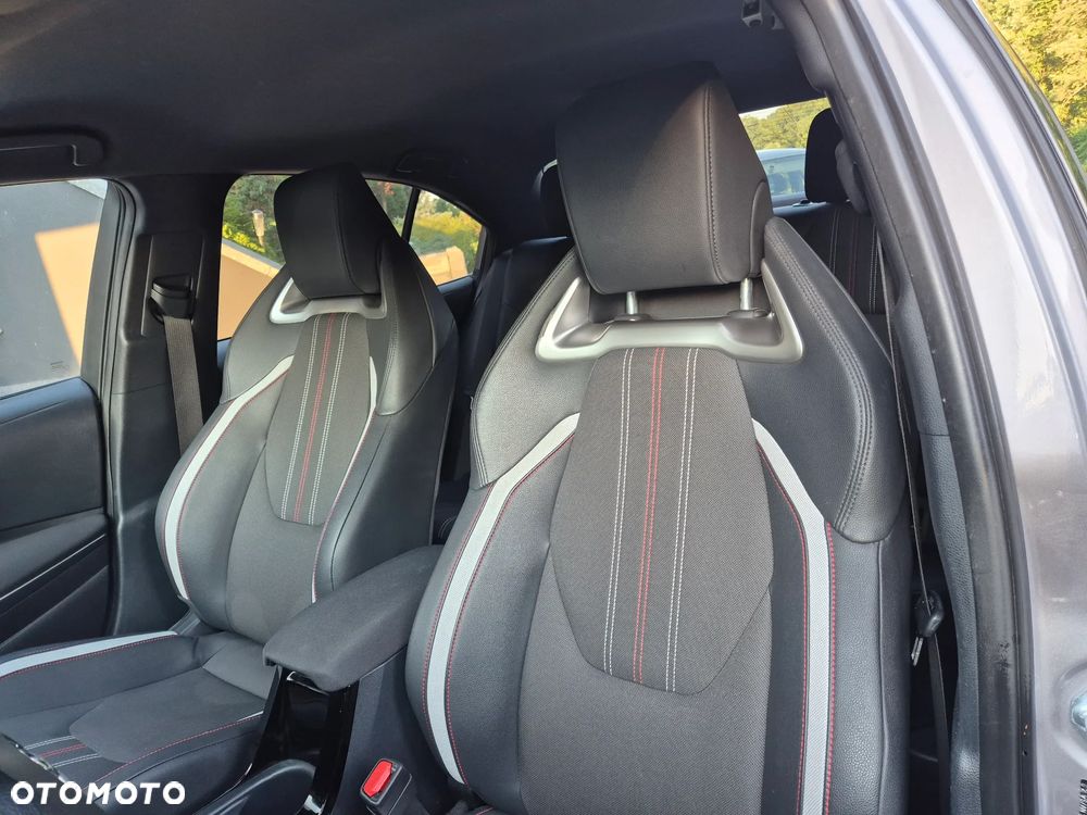 Toyota Corolla 1.6 GR Sport - 20