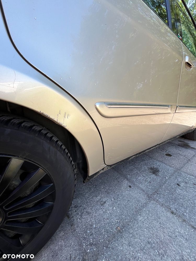 Lancia Musa 1.9 MTJ Oro - 5