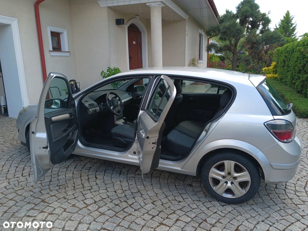 Opel Astra 1.3 CDTI Cosmo - 12