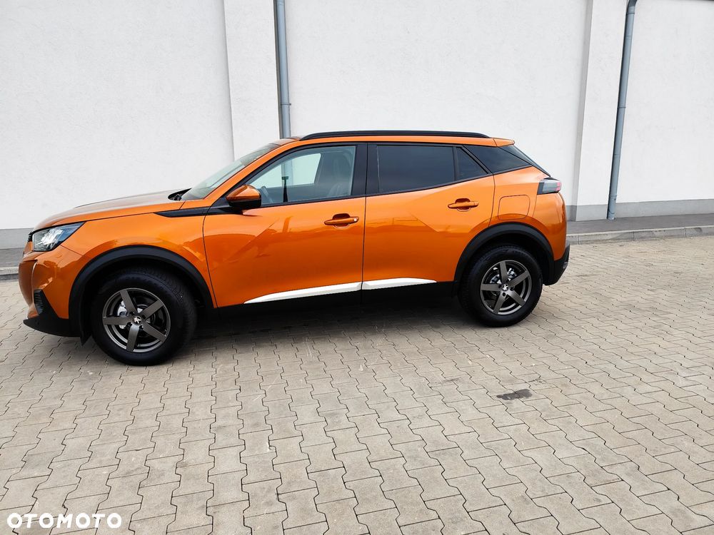 Peugeot 2008 1.2 PureTech Allure S&S - 8