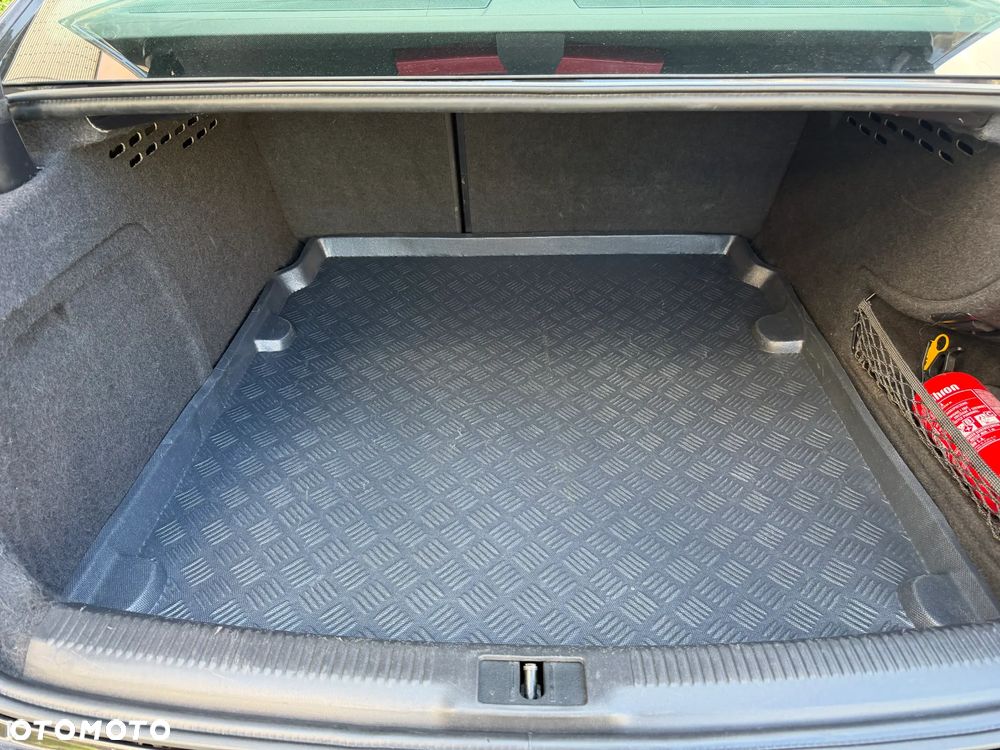 Audi A4 Limousine 2.0 TDI DPF multitronic Ambition - 19