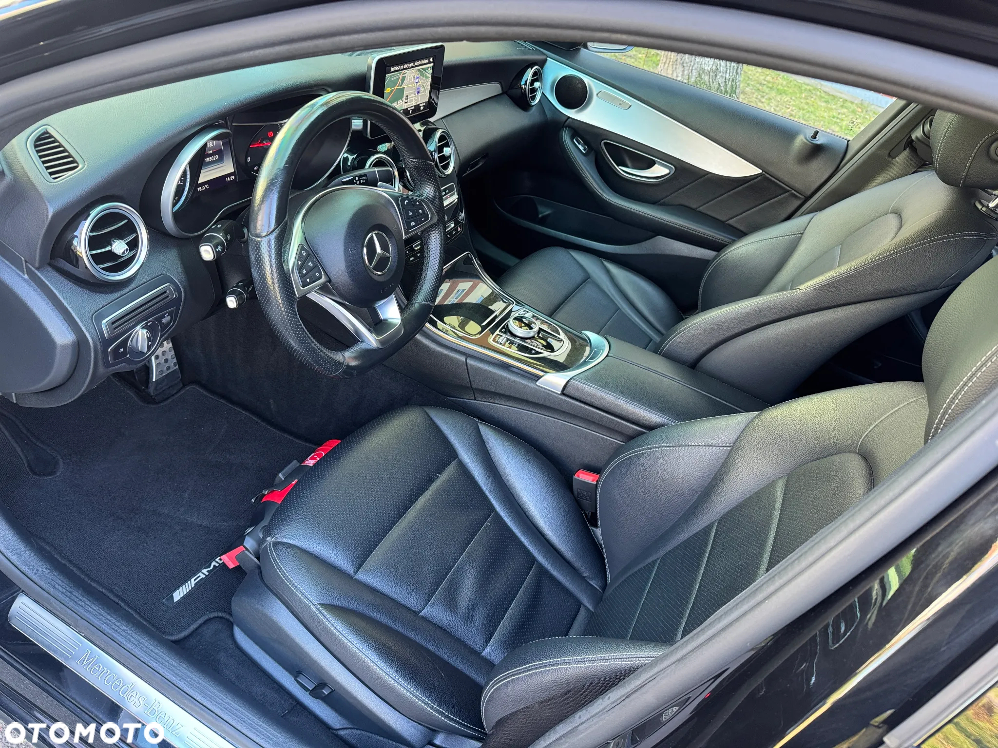 Mercedes-Benz Klasa C 180 (BlueTEC) d 7G-TRONIC AMG Line - 12