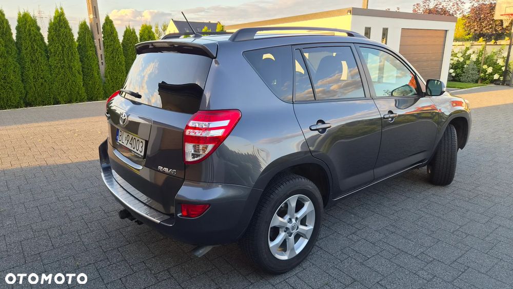 Toyota RAV4 2.0 4x4 Sol - 29