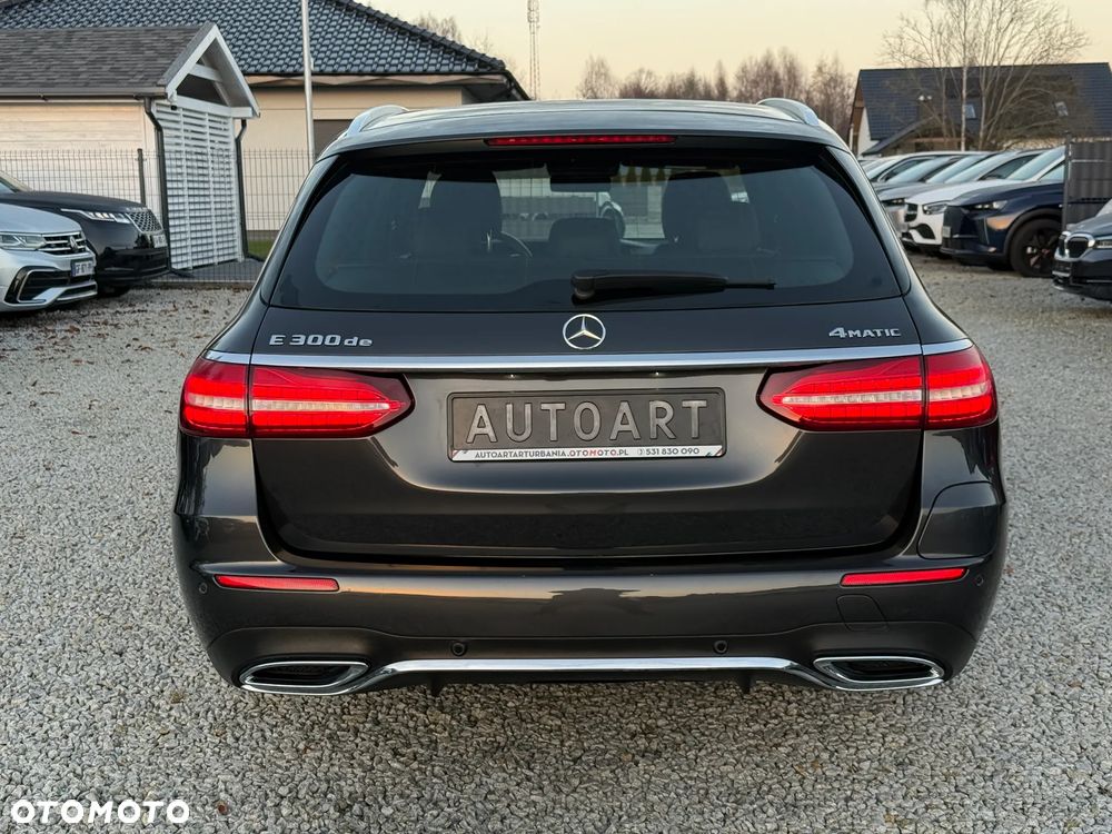 Mercedes-Benz Klasa E 300 de PHEV 4-Matic AMG 9G-Tronic - 13