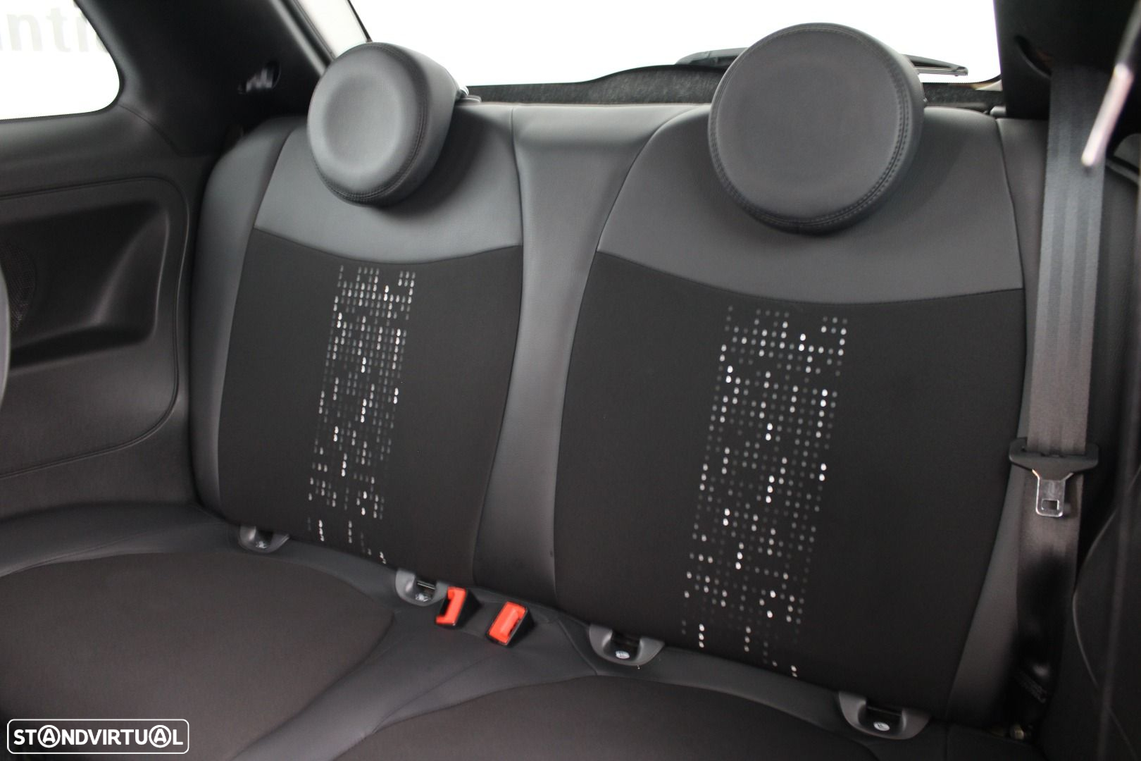 Fiat 500 1.0 Hybrid Sport - 24
