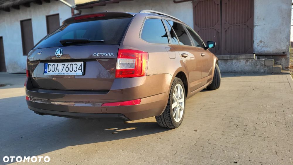 Skoda Octavia 1.4 TSI Style DSG - 3