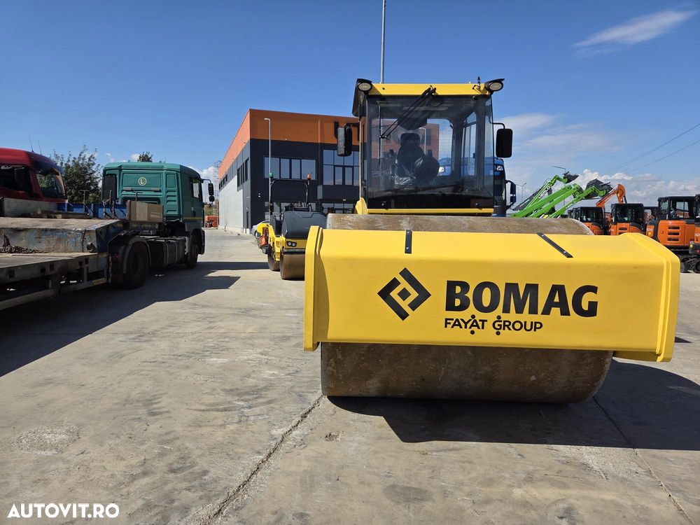 Bomag BW225, 2025, 5h, latime tambur fata 2,1m, 22,5 tone, CE, motor Deutz 150kW, lung totala 6,7m, inaltime 3m, posibilitate leasing 5 ani-PROMOTIE 96.900 EUR+Tva - 6