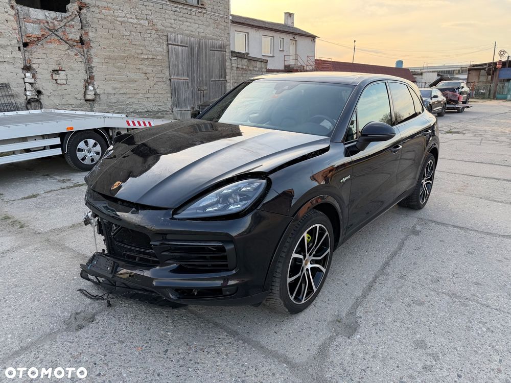 Porsche Cayenne E-Hybrid Tiptronic S Platinum Edition - 1