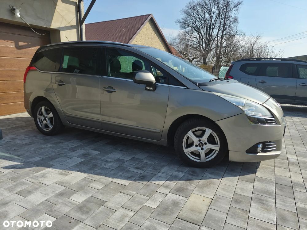 Peugeot 5008 HDI FAP 165 Automatik Premium - 13