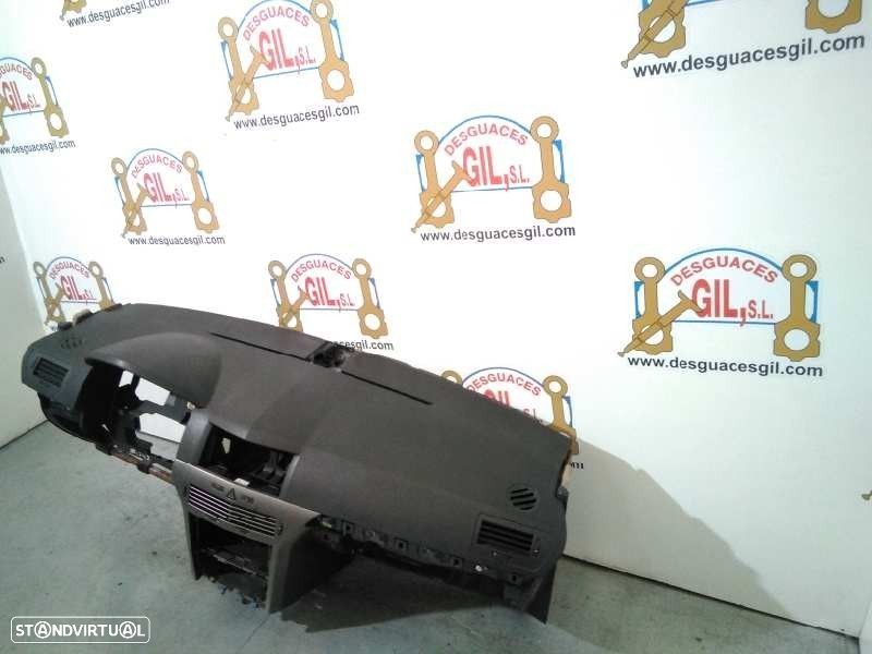 TABLIER OPEL ASTRA H GTC 2005 - - 3