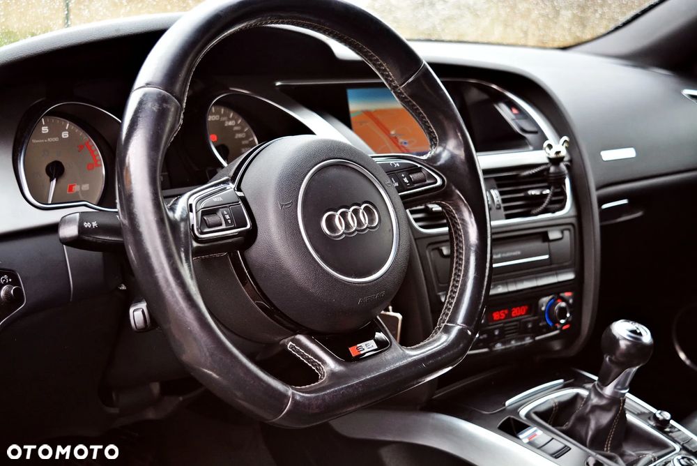 Audi S5 Coupé Standard - 23