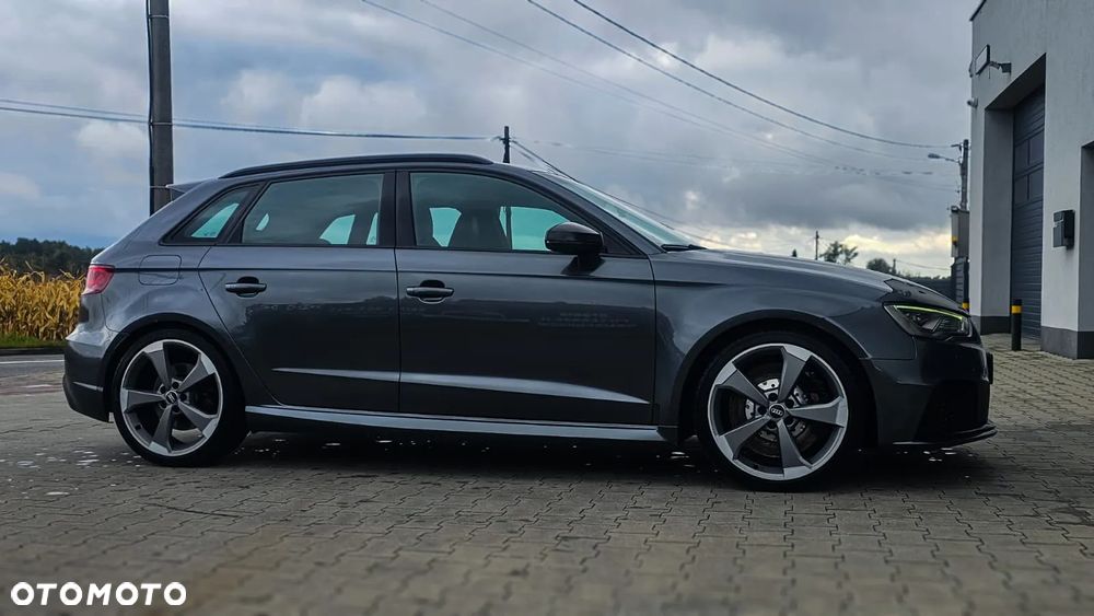 Audi RS3 Sportback Standard - 6