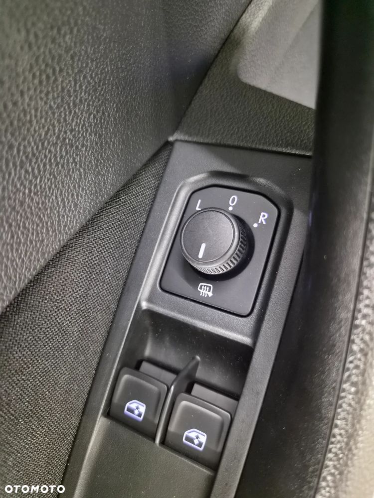 Skoda Kamiq 1.0 TSI Clever - 30