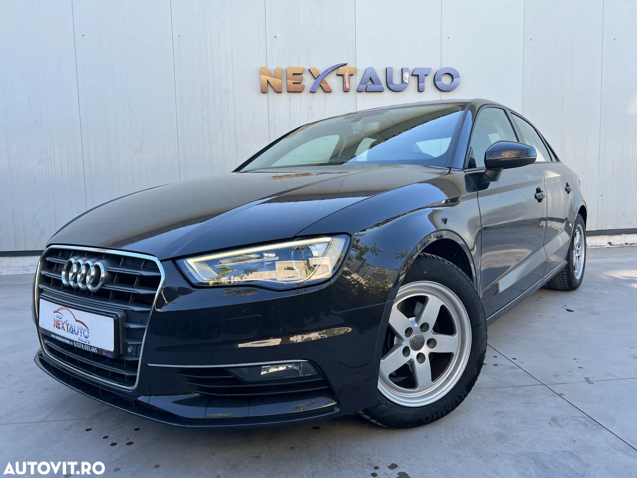 Audi A3 Sportback 1.6 TDI clean Stronic Ambiente - 2