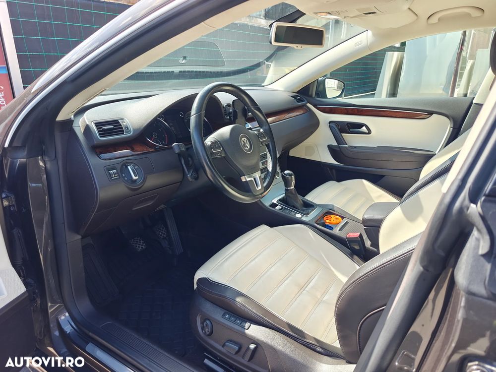 Volkswagen Passat CC - 15