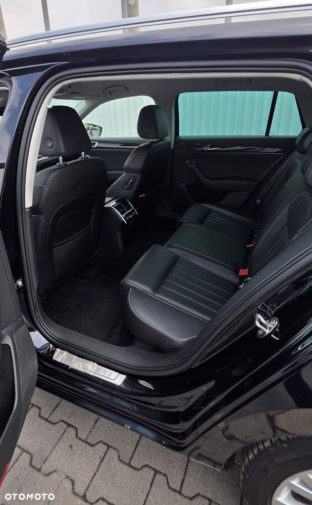 Skoda Superb 2.0 TDI SCR L&K DSG - 22