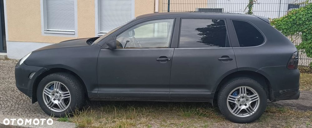 Porsche Cayenne - 6