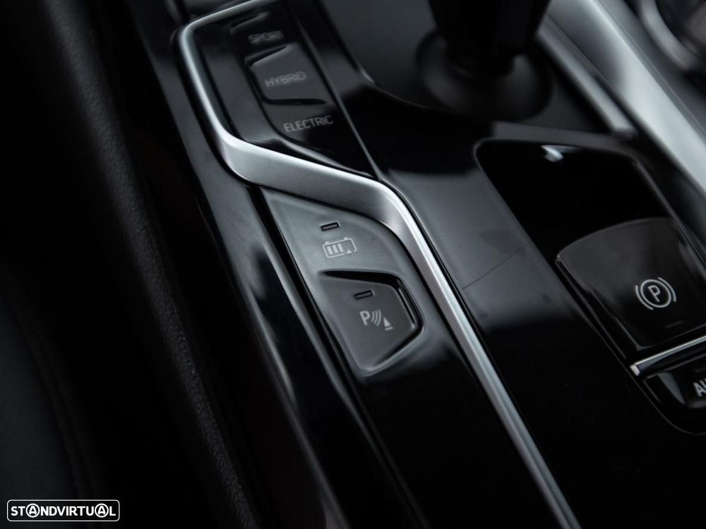 BMW 520 e - 25