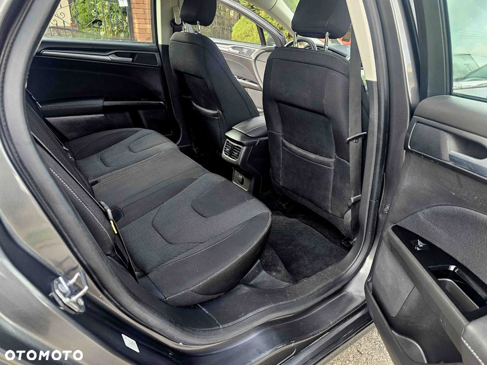 Ford Mondeo 2.0 TDCi Titanium - 16