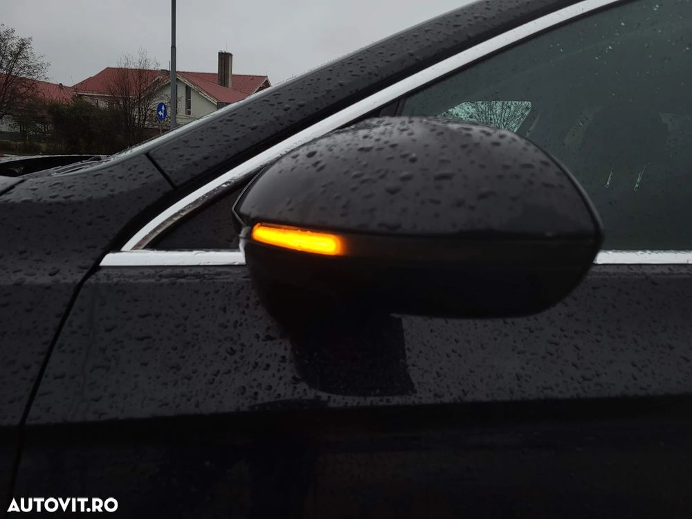 Volkswagen Passat Variant 2.0 TDI Comfortline - 11